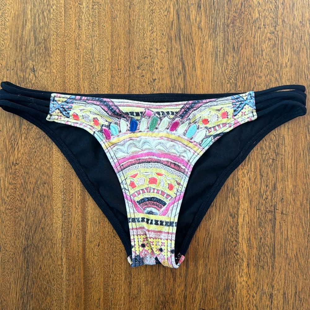 Billabong bikini bottom